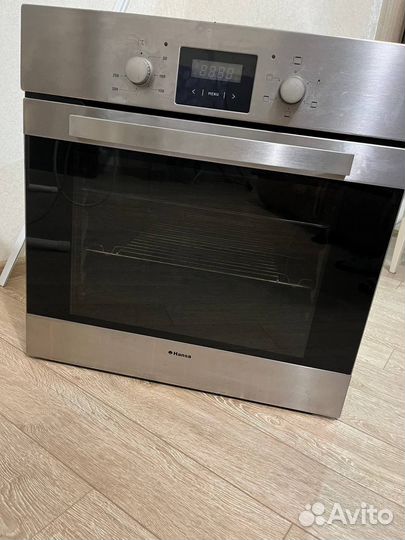 Встраиваемая электрическая духовка Hansa