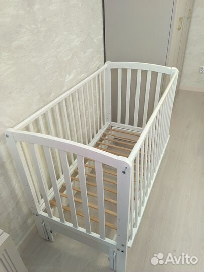 Детская кроватка Бьянка продольный маятник 120х60