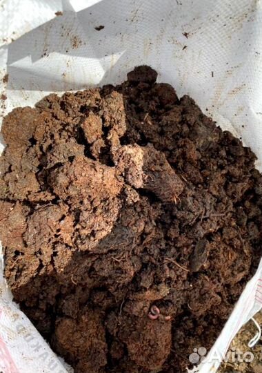 Навоз и перегной в мешках и валом