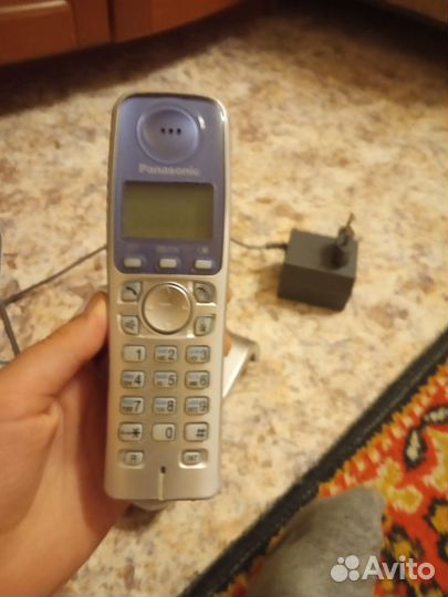 Продам телефон
