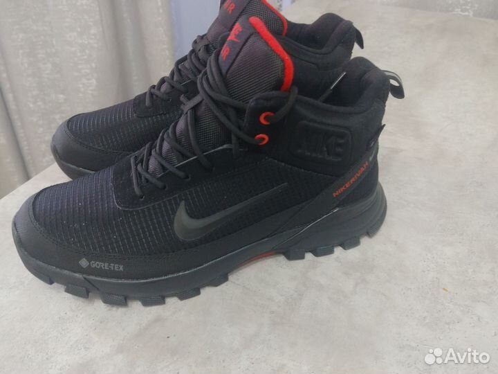 Ботинки мужские зимние 42 размер новые