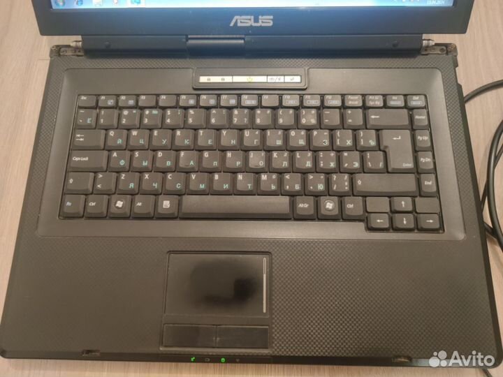 Потрепанный жизнью asus X58C