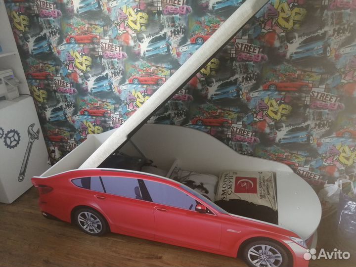 Продам детскую кровать