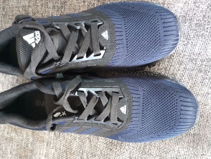 Кроссовки мужские 44 размер новые