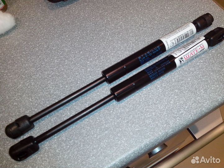 Амортизатор багажника