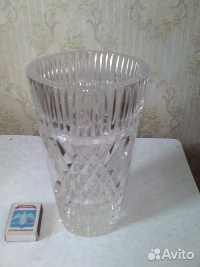 Старинная ваза