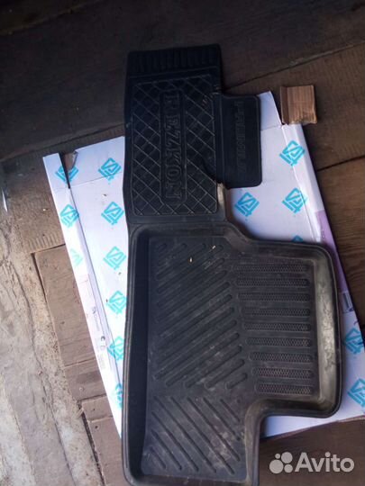 Ковры в салон автомобиля