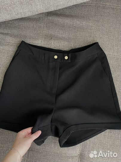 Шорты классические (размер S 42-44)