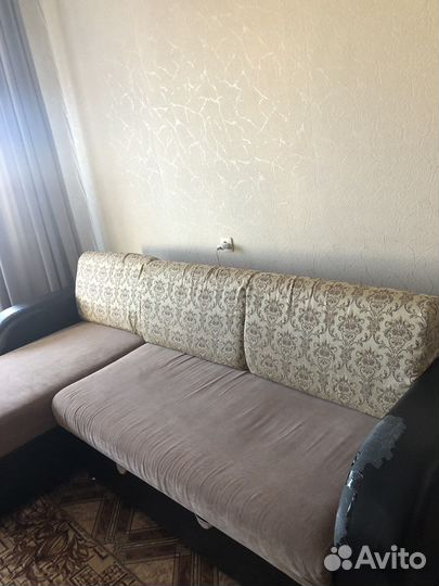 Диван угловой