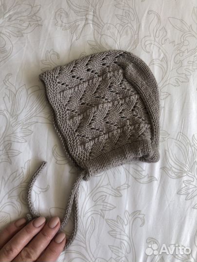 Чепчик вязаный