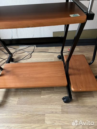 Комьютерный стол