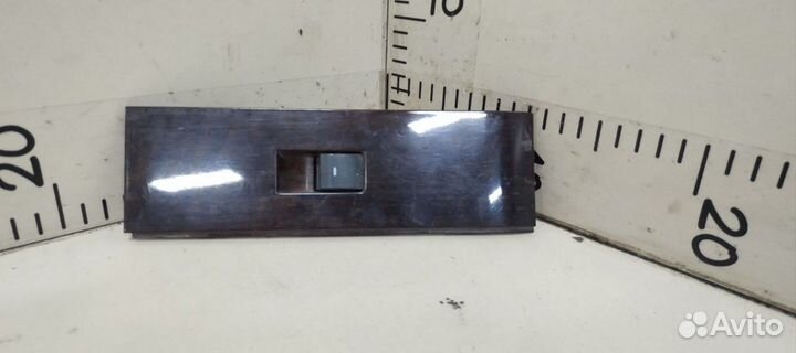 Блок управления стеклоподъемниками задний правый