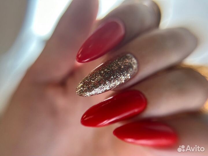 Маникюри педикюр