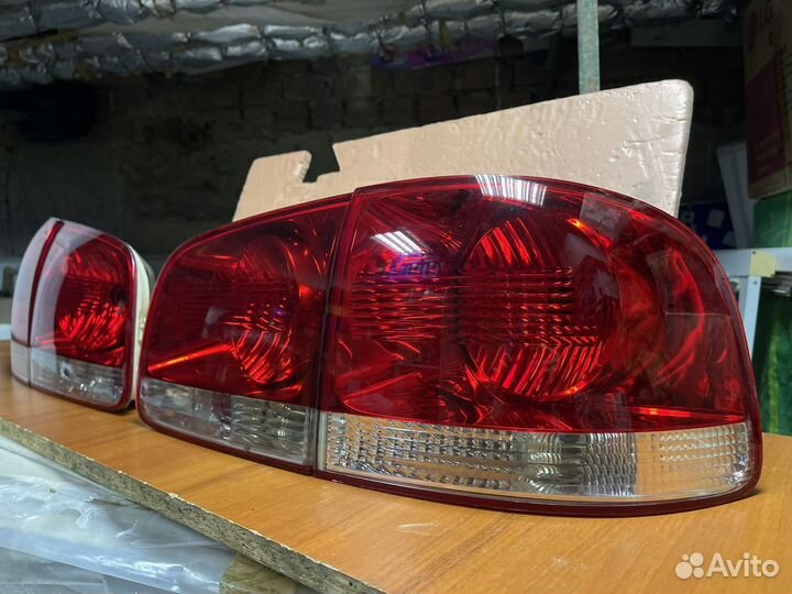 Задние фонари Volkswagen Touareg GP