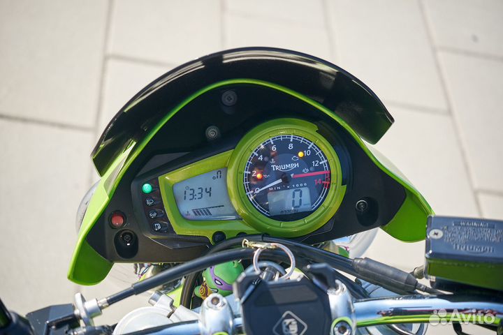 Triumph Street Triple 675 2007 пушка-гонка