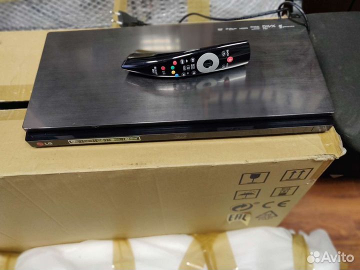 3D Blu-ray плеер 4K LG BP730 идеал