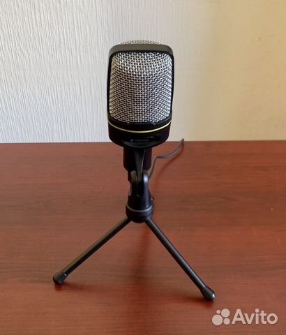 Микрофон SF-920 на триноге 3,5 мм