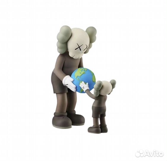 Привезу фигурку Kaws оригинальные