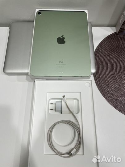 iPad air 4 2020 64gb