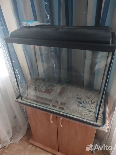 Аквариум с тумбой