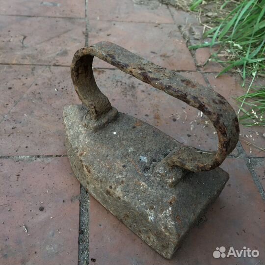 Утюг чугунный старинный