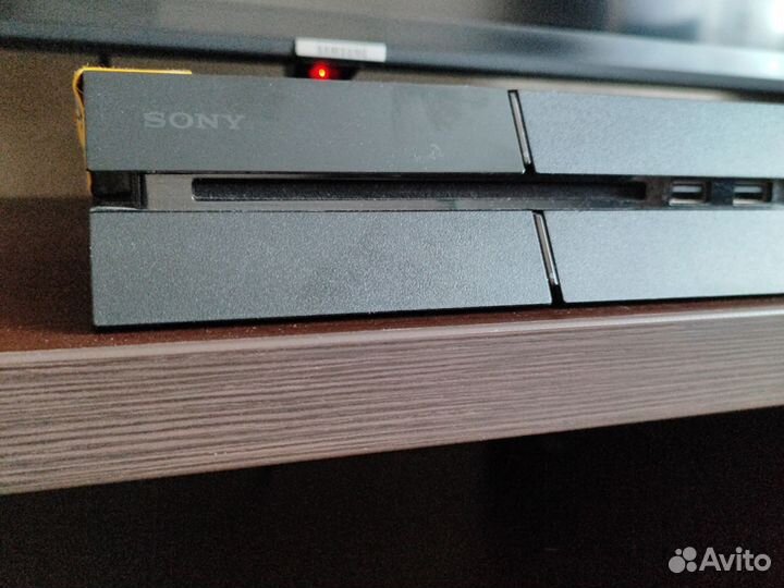 Sony playstation 4