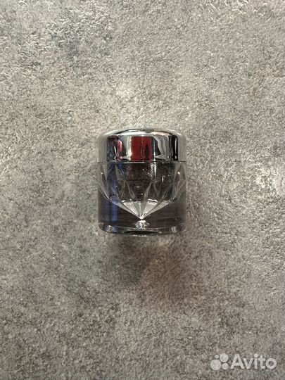 Пигмент-тени для век