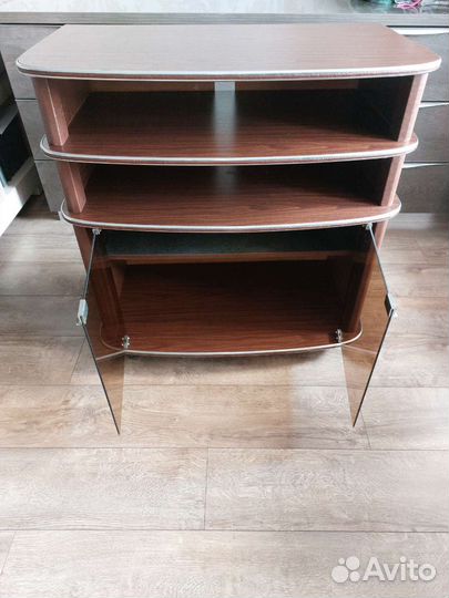 Тумба под телевизор