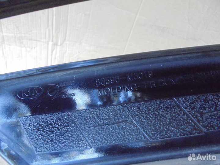 Накладка переднего бампера правая KIA Cerato 4