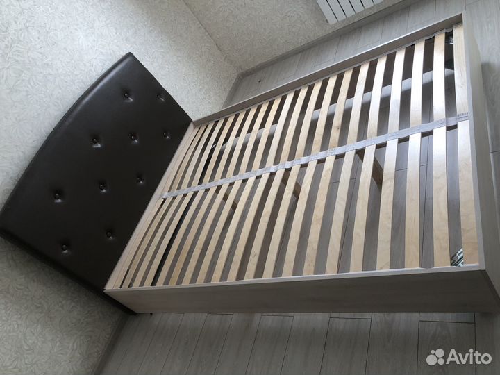 Каркас кровати 150x200