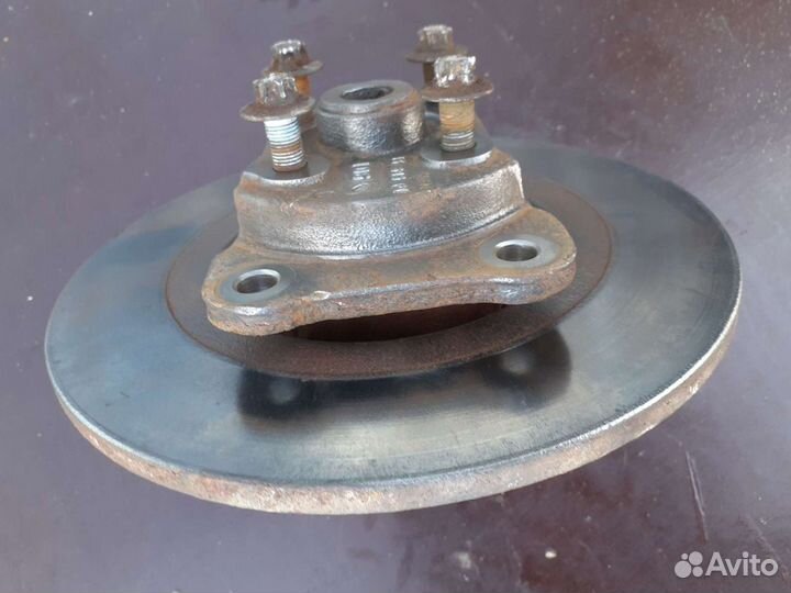 Ступица в сборе задняя левая Рено Лагуна 2