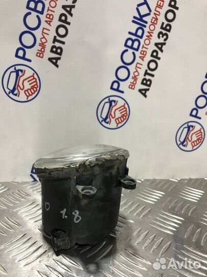 Фара противотуманная Toyota Avensis 2 T250