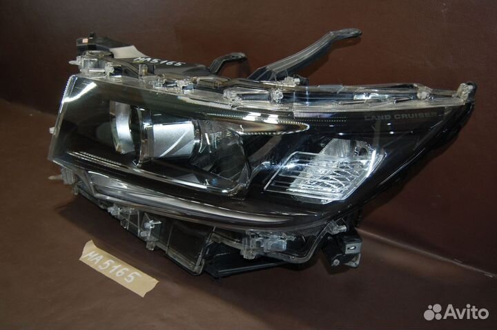 Фара левая - Toyota Land Cruiser Prado 150