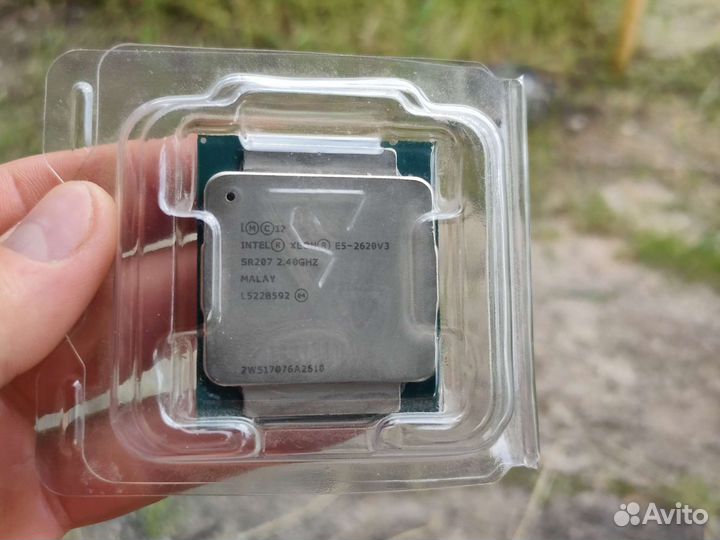Intel xeon e5-2620v3