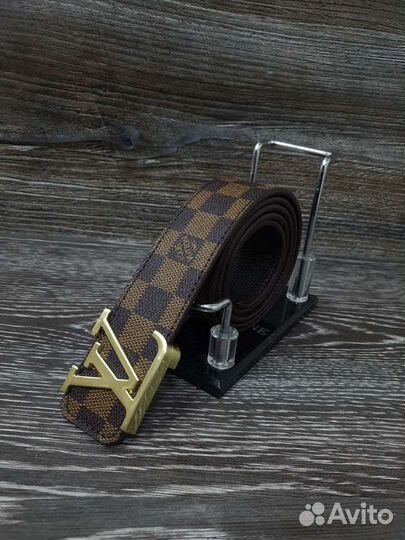 Ремень золотой Louis Vuitton