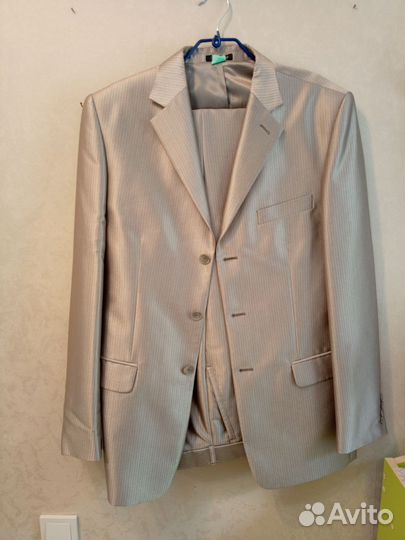 Костюм мужской
