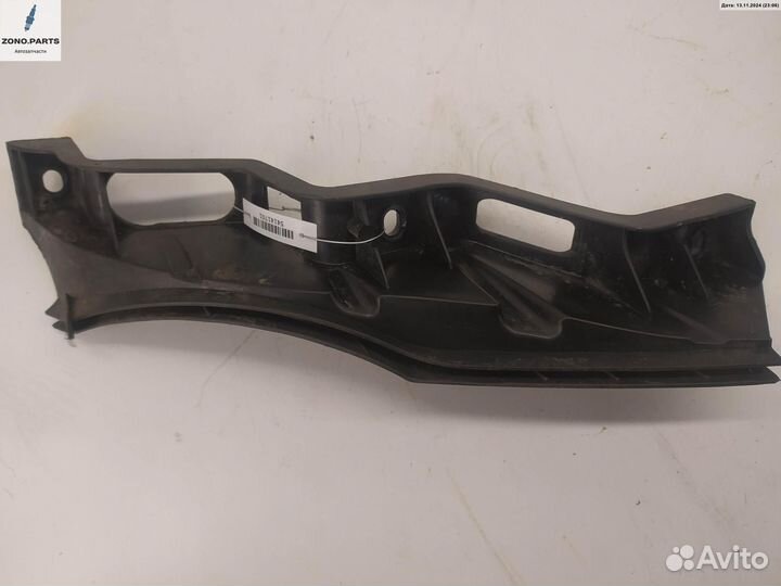 Кронштейн бампера переднего 3C0807889 на Volkswagen Passat B6