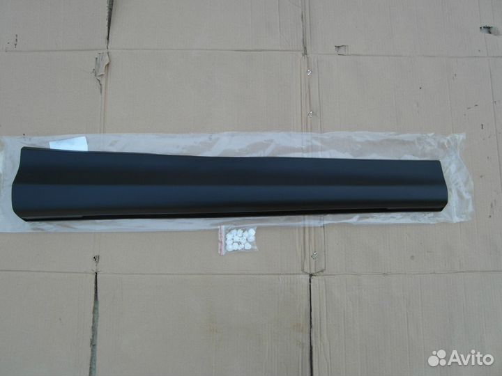 Молдинг двери перед правый Аналог Mazda CX 5 11-17