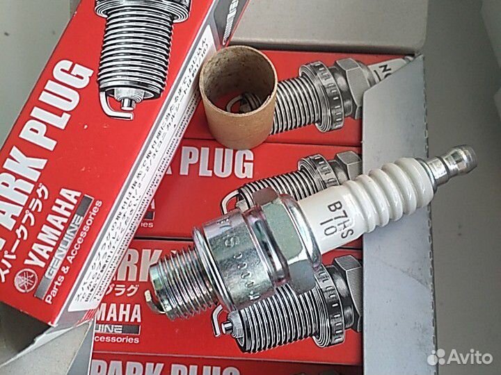 Оригинальная свеча Yamaha B7HS-10