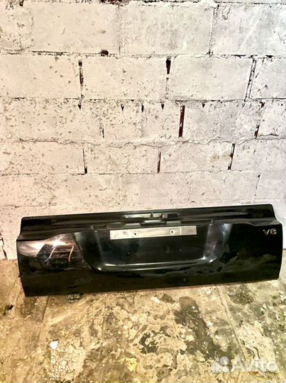 Борт задний нижний Toyota Land Cruiser 200