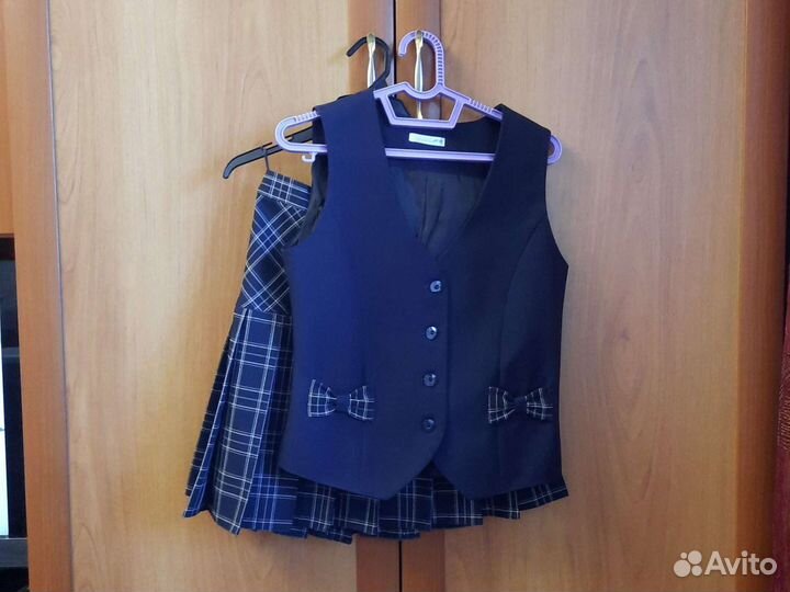 Костюм школьный для девочки 140-146