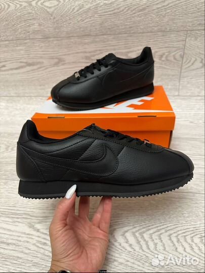 Кроссовки nike cortez