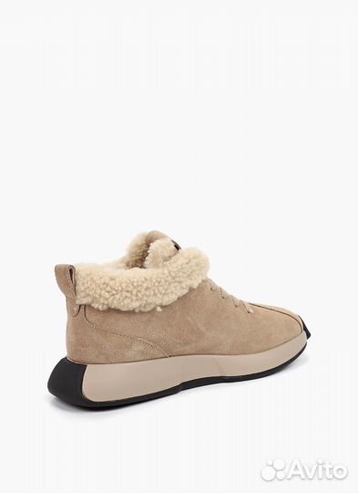 Кроссовки женские утепленные