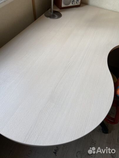 Стол письменный с 2-мя тумбами для детской