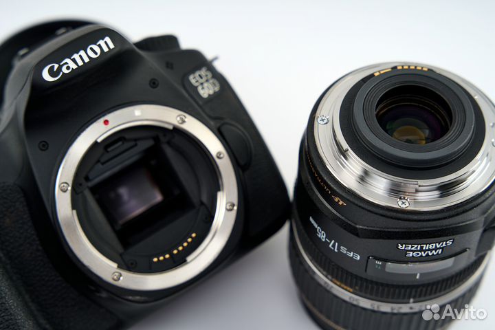 Canon EOS 60D Kit + сумка