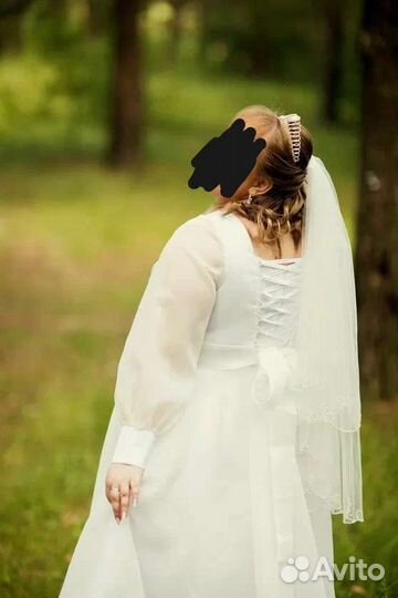 Свадебное платье