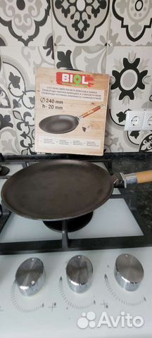 Чугунная сковорода 24см