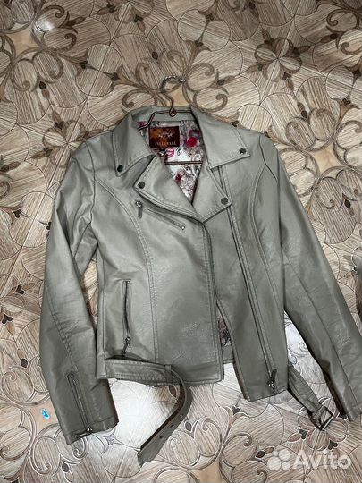 Женская верхняя одежда