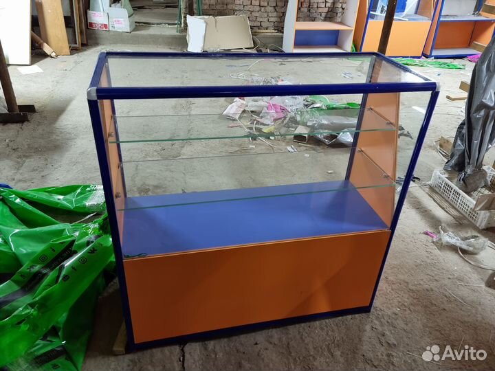 Торговое оборудование витрины б.у
