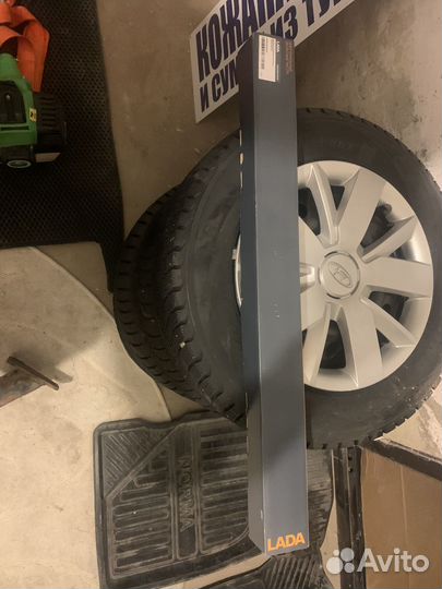 Газовые упоры капота на гранту FL